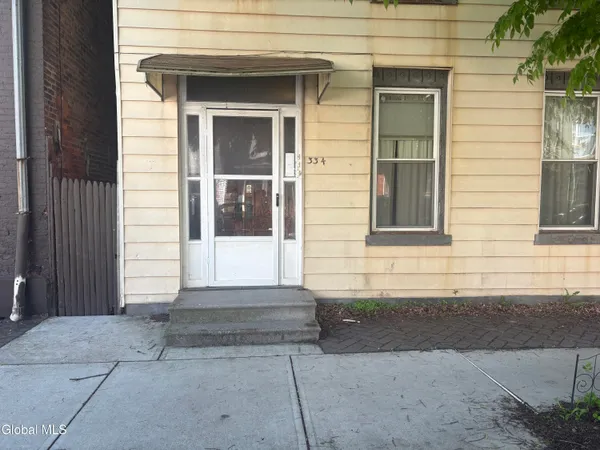 $1,550 | 334 4th Street, Unit 3, Troy, NY 12180