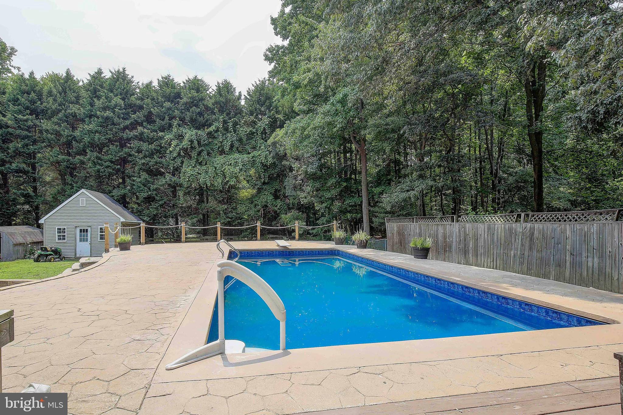 1719 Bayside Beach Road Pasadena, MD 21122 - Photo 29 of 36 Gallery Image 29