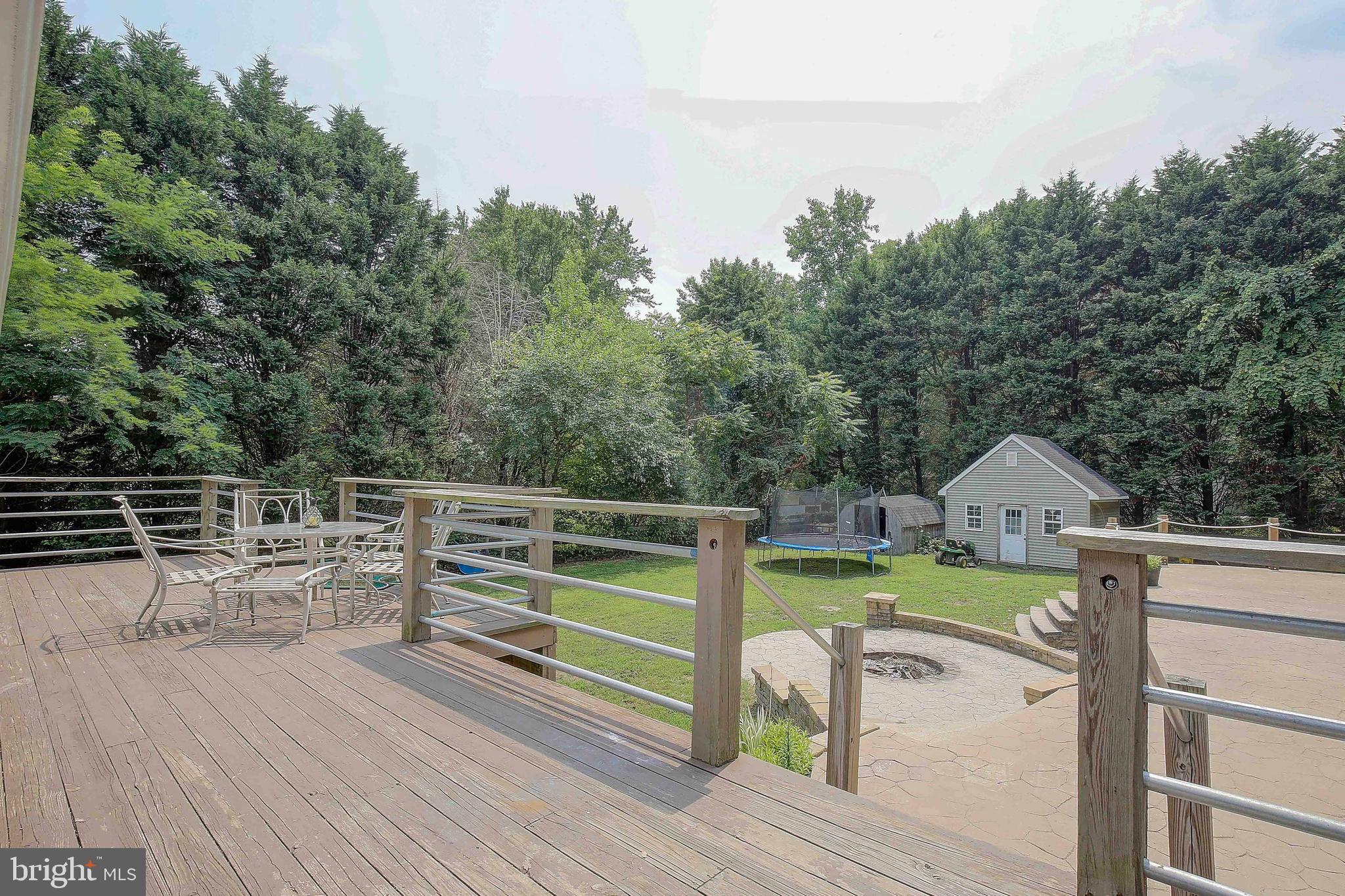 1719 Bayside Beach Road Pasadena, MD 21122 - Photo 4 of 36 Gallery Image 4