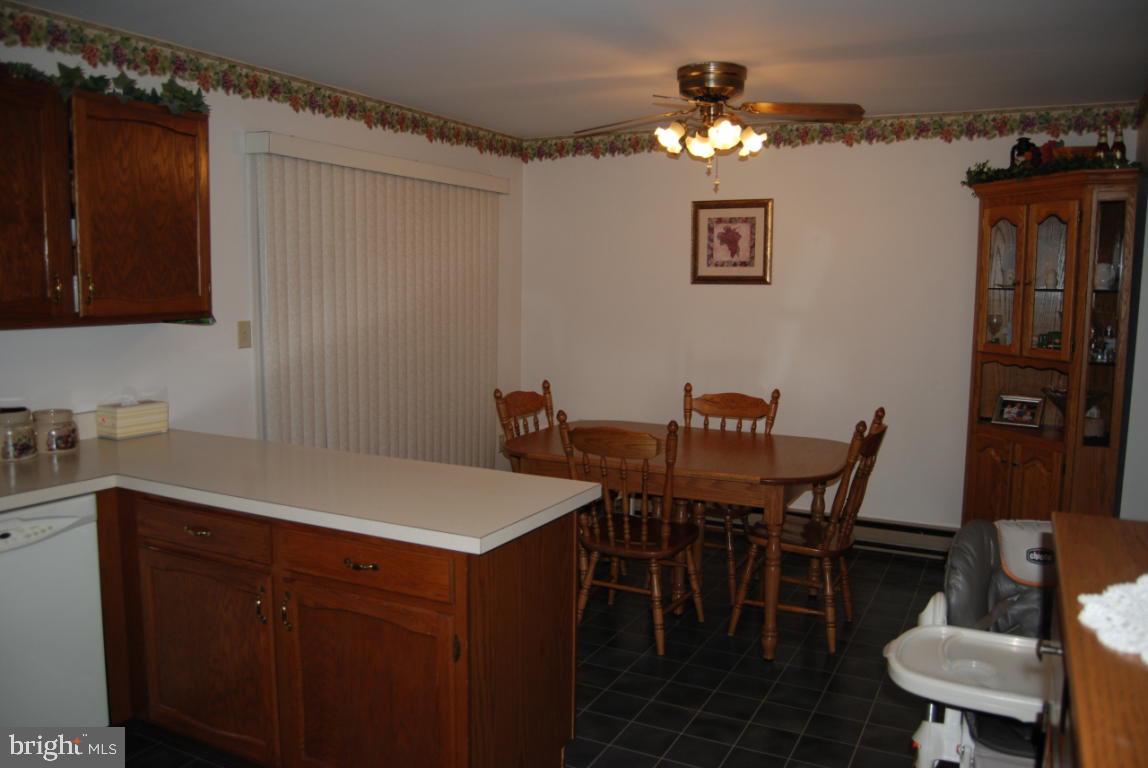 15 West Girl Scout Road Stevens, PA 17578 - Photo 5 of 18 Gallery Image 5