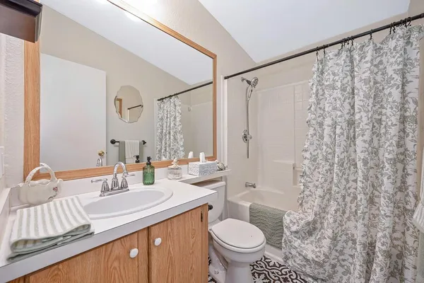 $196,000 | 1530 Amy Drive, Newcastle, CA 95658