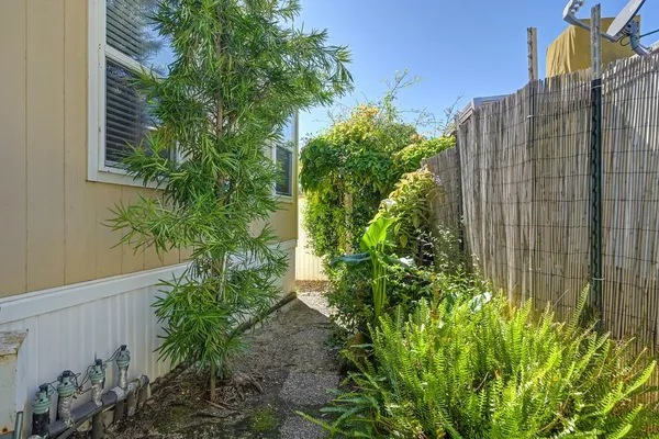 $196,000 | 1530 Amy Drive, Newcastle, CA 95658