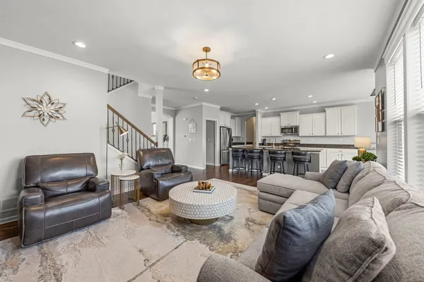 $560,000 | 3306 Rumsford Boulevard, Elgin, IL 60124