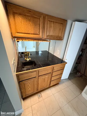 $2,400 | 616 Byron Court, Rochester, MI 48307