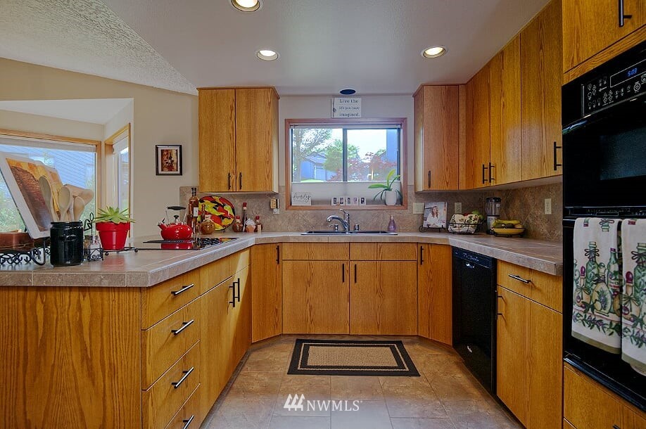3300 Northeast 164th Street, Unit R1 Ridgefield, WA 98642 - Photo 11 of 32 Gallery Image 11