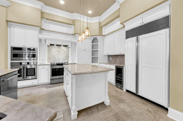 a view of a house with backyard porch and sitting area