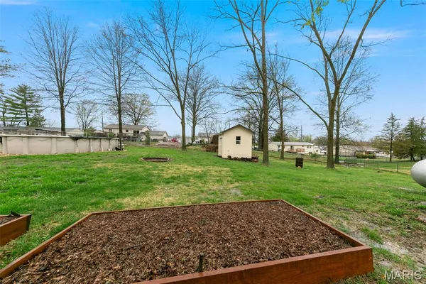 $264,900 | 10 El Jer Drive, Cedar Hill, MO 63016