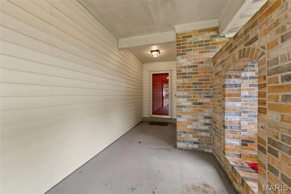 $264,900 | 10 El Jer Drive, Cedar Hill, MO 63016
