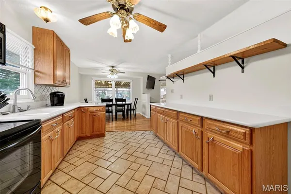 $264,900 | 10 El Jer Drive, Cedar Hill, MO 63016
