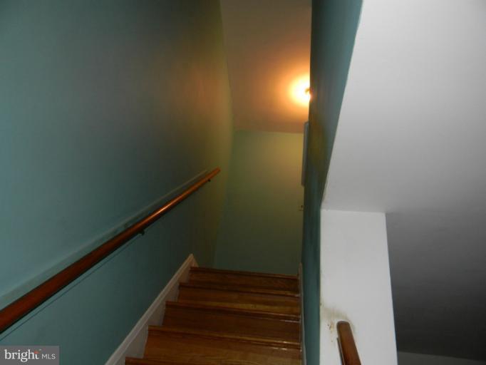 1110 Wicklow Road Baltimore, MD 21229 - Photo 1 of 12 Interior (General)