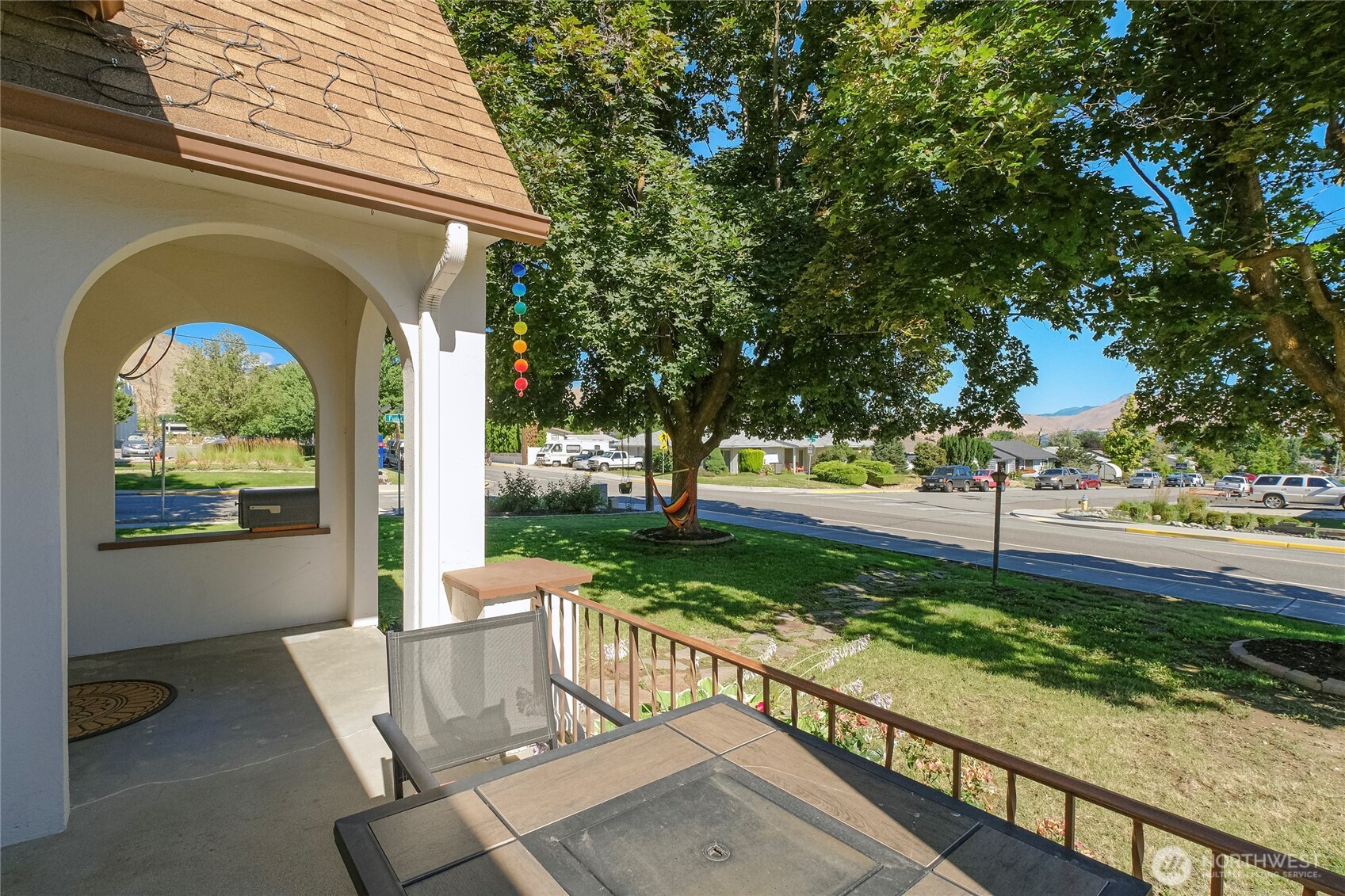 841 Red Apple Road Wenatchee, WA 98801 - Photo 5 of 37 Gallery Image 5