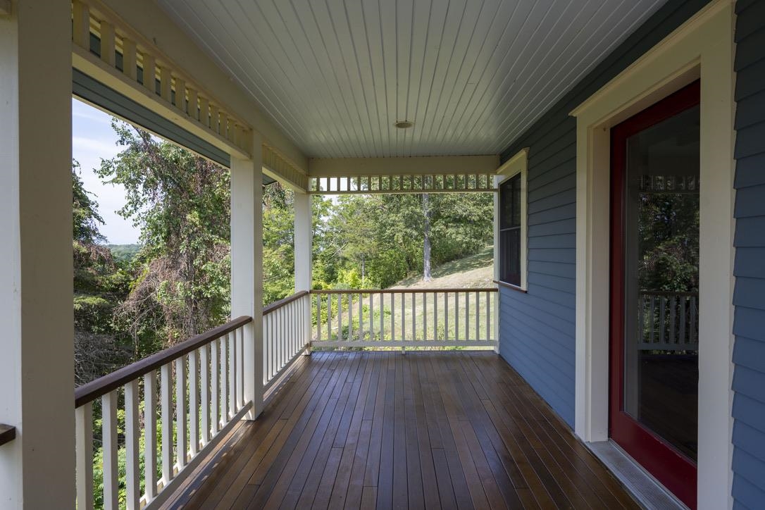 777 Hallock Road New Haven, VT 05491 - Photo 5 of 34