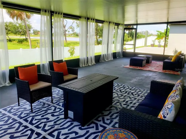 $450,000 | 138 Rain Berry Avenue, Ruskin, FL 33570