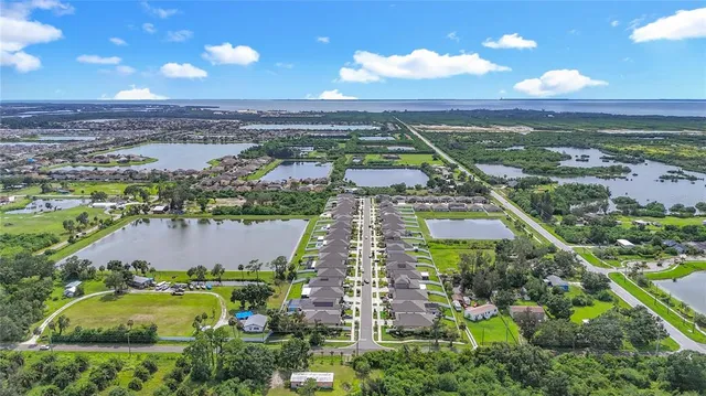 $450,000 | 138 Rain Berry Avenue, Ruskin, FL 33570