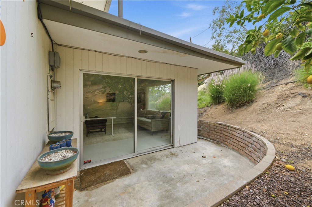 6060 Pachappa Drive Riverside, CA 92506 - Photo 32 of 46 Bedroom 3's private patio