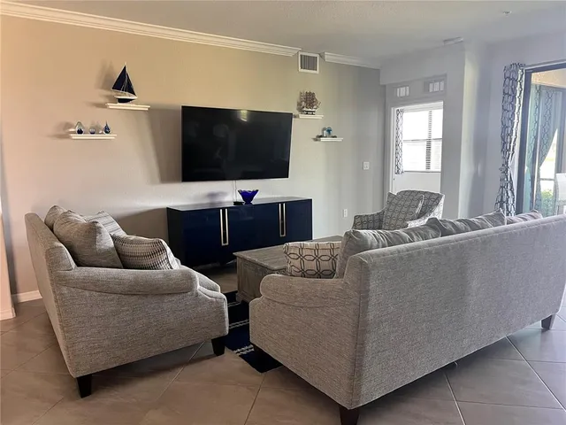 $3,950 | 6046 Worsham Lane, Unit 104, Bradenton, FL 34211