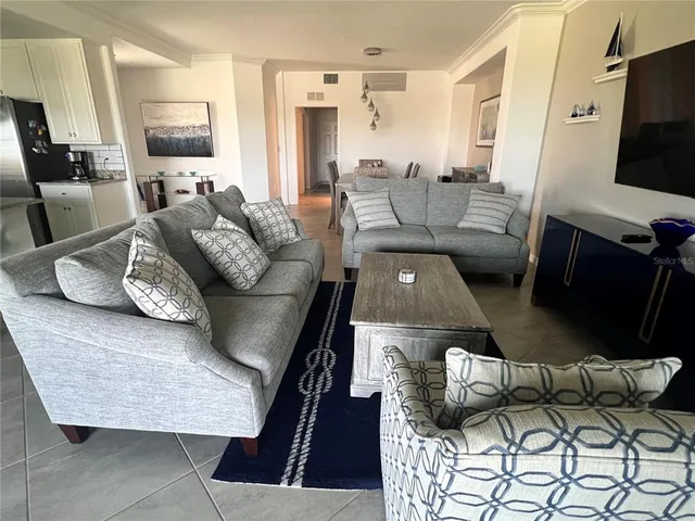 $3,950 | 6046 Worsham Lane, Unit 104, Bradenton, FL 34211