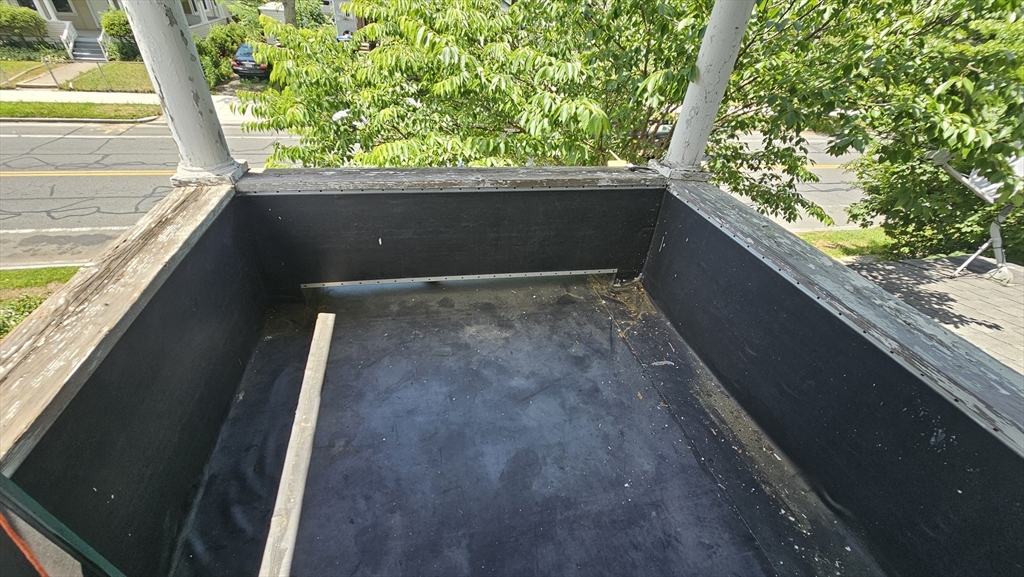 179 Oak Street Springfield, MA 01151 - Photo 26 of 28 a view of balcony