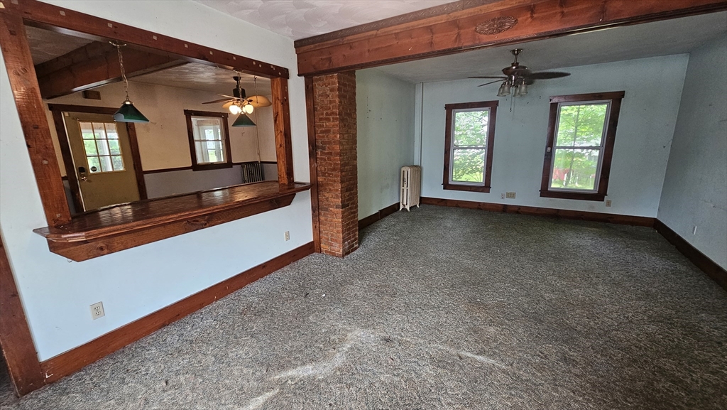 179 Oak Street Springfield, MA 01151 - Photo 8 of 28 hallway with window