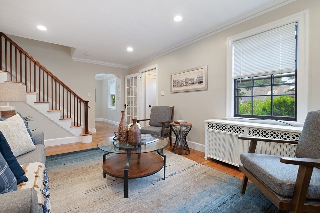 355 Appleton Street Arlington, MA 02476 - Photo 4 of 32