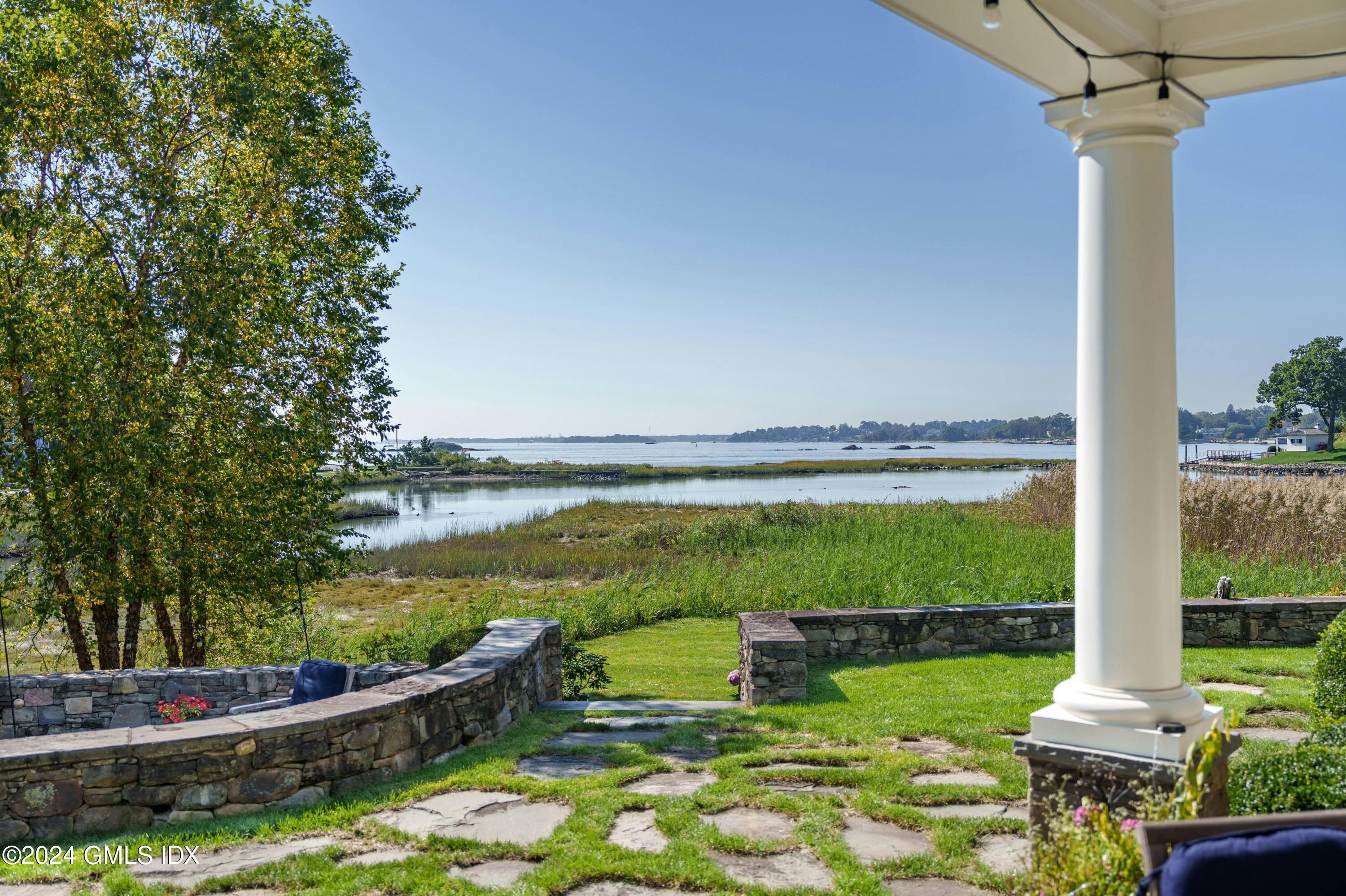 16 Indian Point Lane Riverside, CT 06878 - Photo 5 of 39 005-452914-DSC00116-HDR-Edit_12974802