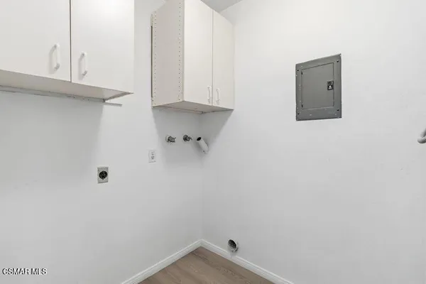 $499,999 | 584 Rio Grande Circle, Thousand Oaks, CA 91360