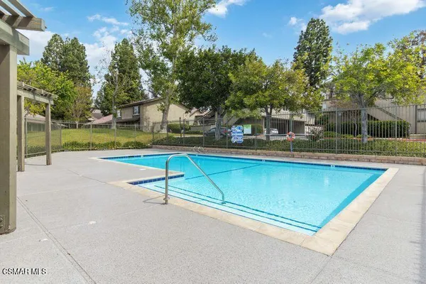 $499,999 | 584 Rio Grande Circle, Thousand Oaks, CA 91360