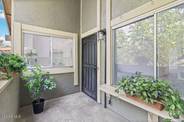 $499,999 | 584 Rio Grande Circle, Thousand Oaks, CA 91360