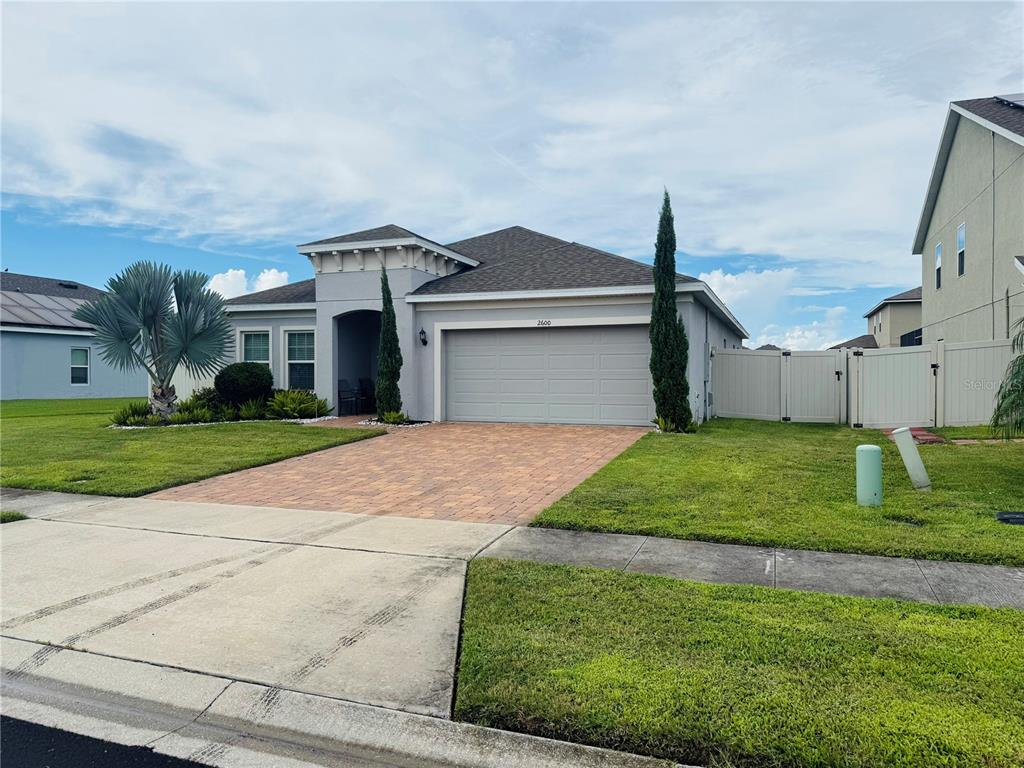 2600 Wadeview Loop St. Cloud, FL 34769 - Photo 2 of 4