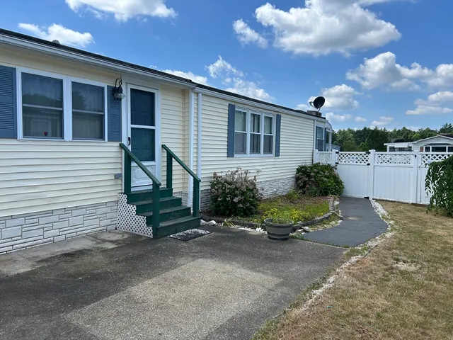 $198,000 | 17 Lydia Drive, Plymouth, MA 02360