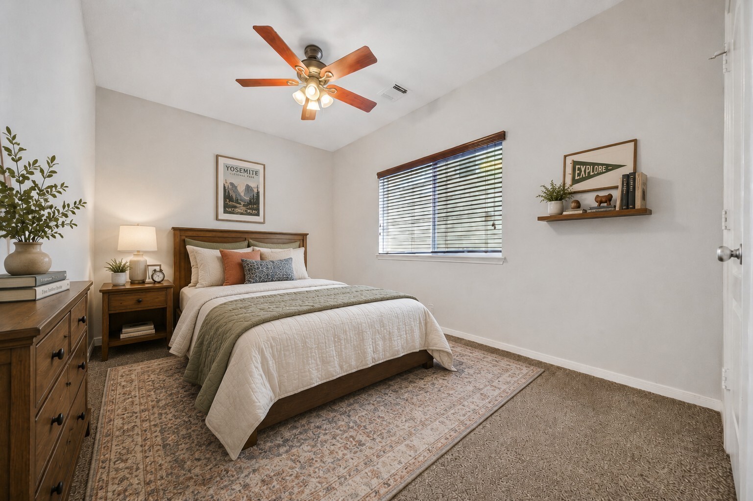 2618 Shady Acres Court Houston, TX 77008 - Photo 7 of 40 Photos Staged Using AI