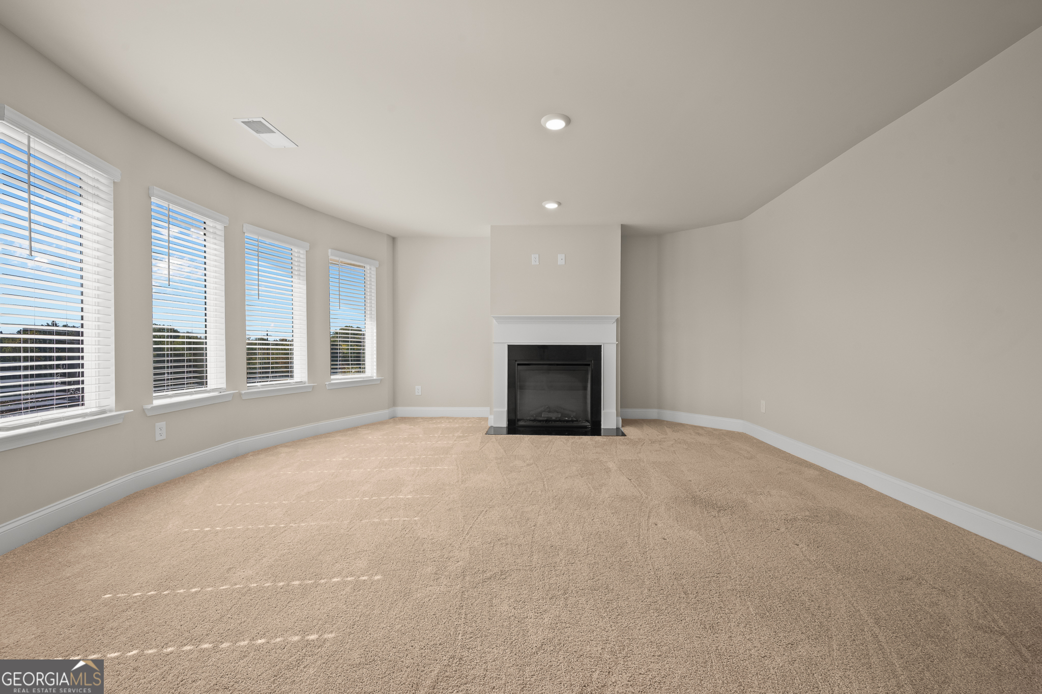 324 Conley Avenue Hampton, GA 30228 - Photo 29 of 59 a view of an empty room with a window