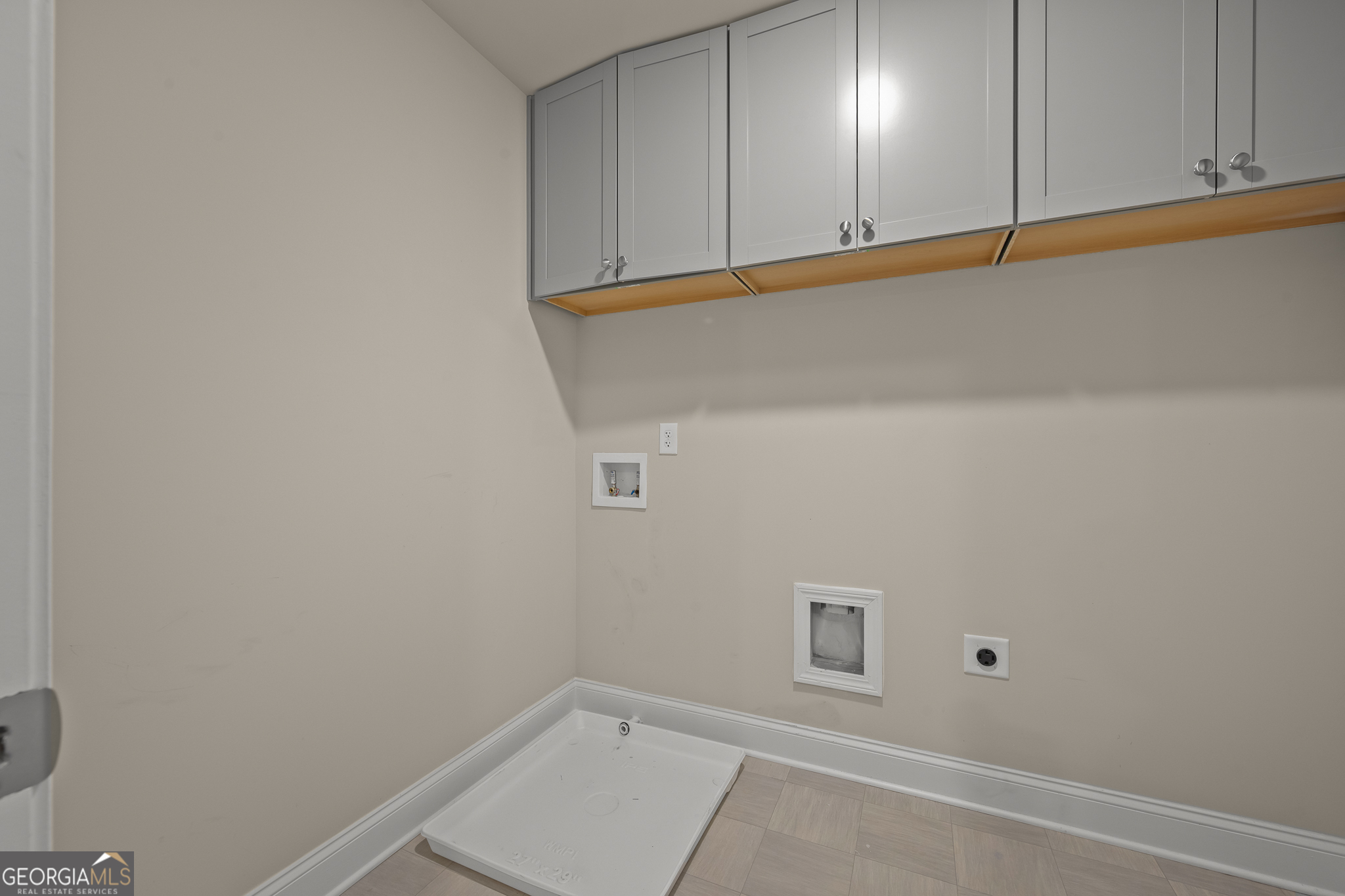 324 Conley Avenue Hampton, GA 30228 - Photo 37 of 59 a view of an empty room