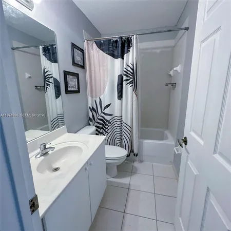 $2,300 | 14170 Southwest 260th Street, Unit 103, Homestead, FL 33032