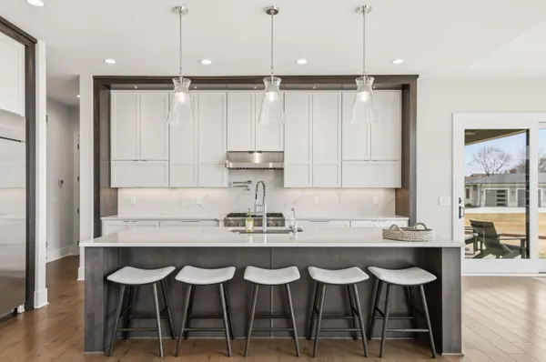 $1,625,000 | S17-w30381 Hazeltine Court, Waukesha, WI 53188