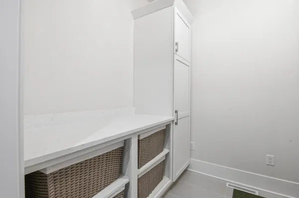 $1,625,000 | S17-w30381 Hazeltine Court, Waukesha, WI 53188