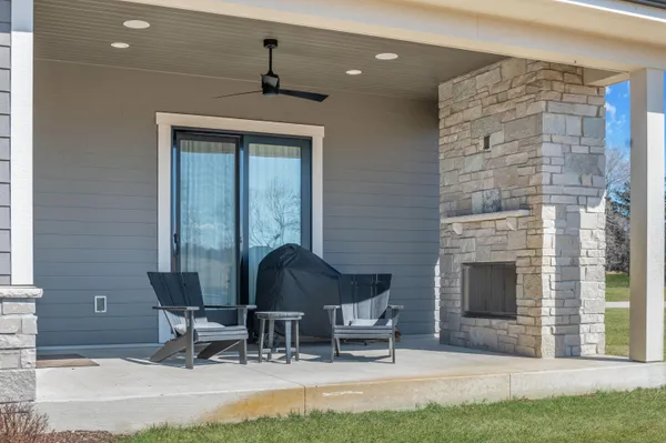 $1,625,000 | S17-w30381 Hazeltine Court, Waukesha, WI 53188