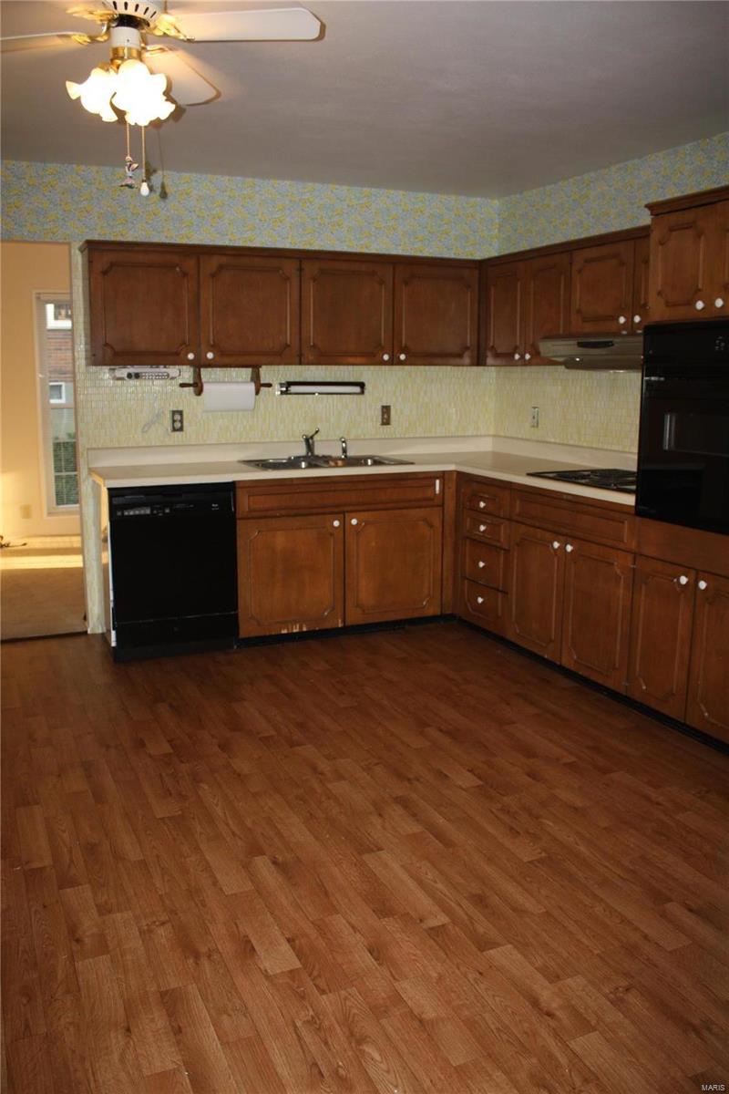 2340 Derhake Road Florissant, MO 63033 - Photo 14 of 17 Gallery Image 14