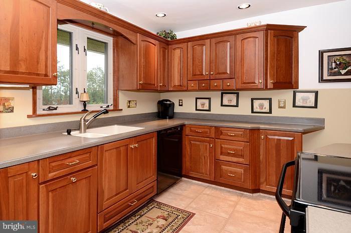 12609 Regwood Road Fork, MD 21051 - Photo 14 of 25 Kitchen