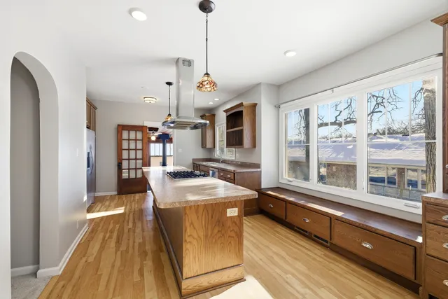 $300,000 | 14407 Beacon Avenue, Orland Park, IL 60462