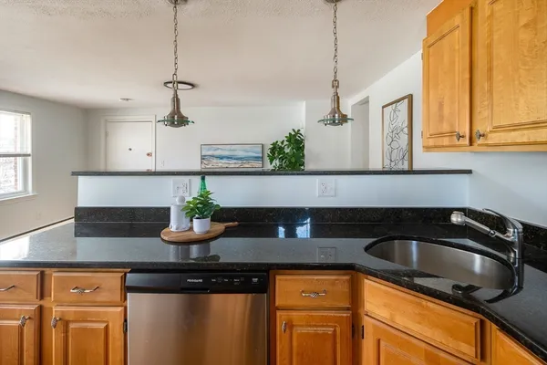 $485,000 | 10 Avon Street, Unit 16, Somerville, MA 02143