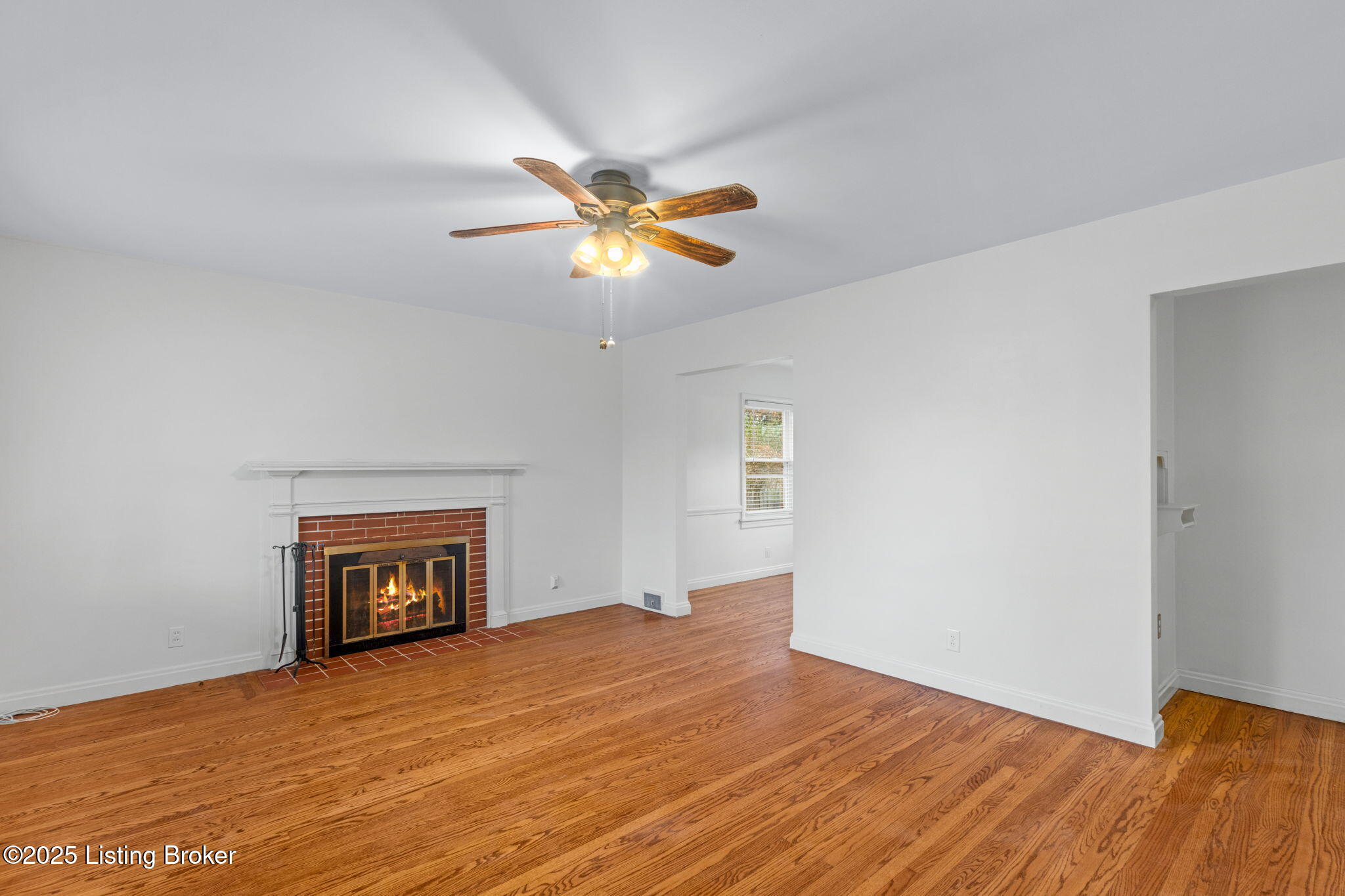 4312 Kinloch Road Louisville, KY 40207 - Photo 5 of 34 Wood floors