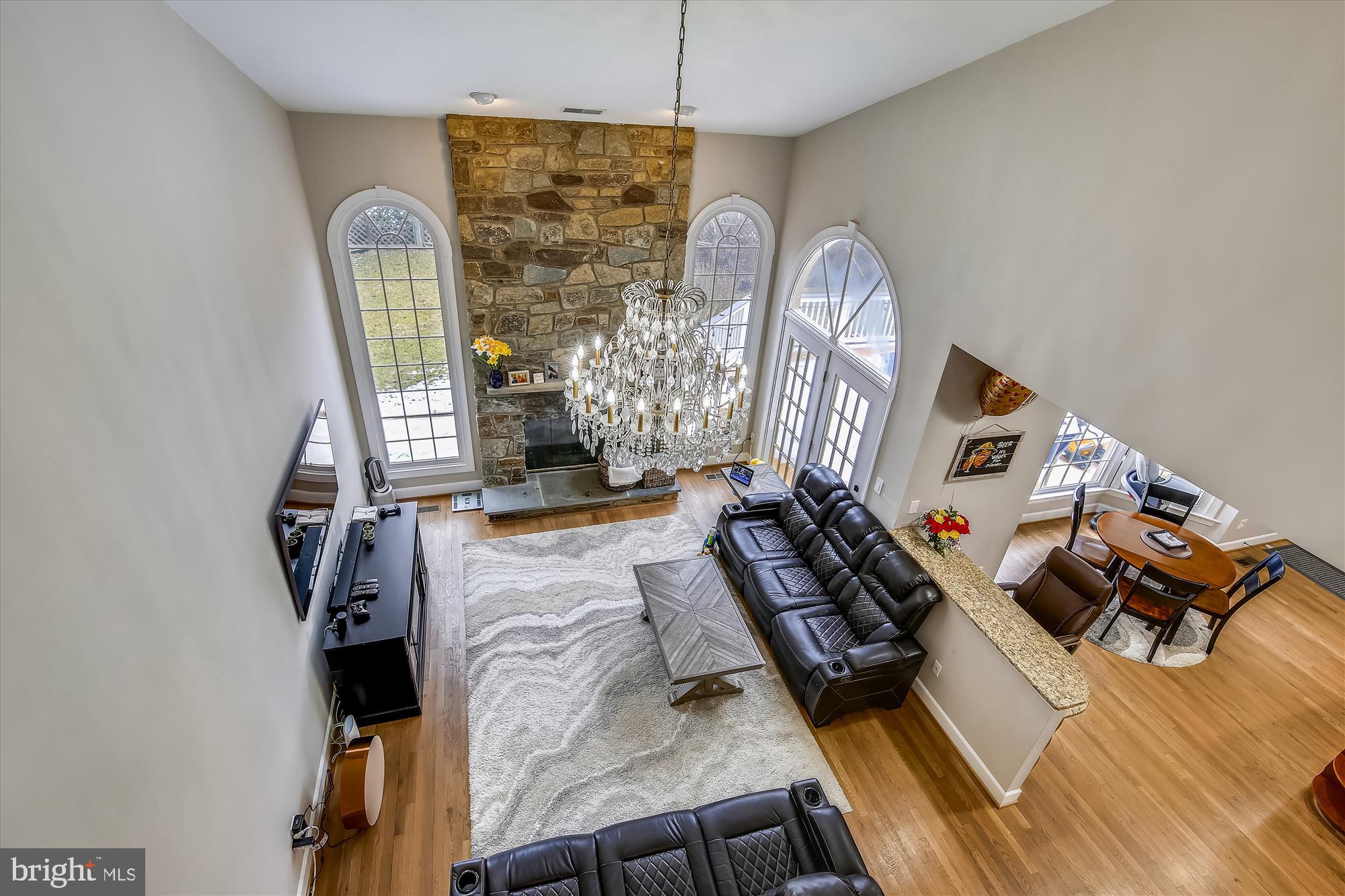 8913 Bells Mill Road Potomac, MD 20854 - Photo 30 of 101