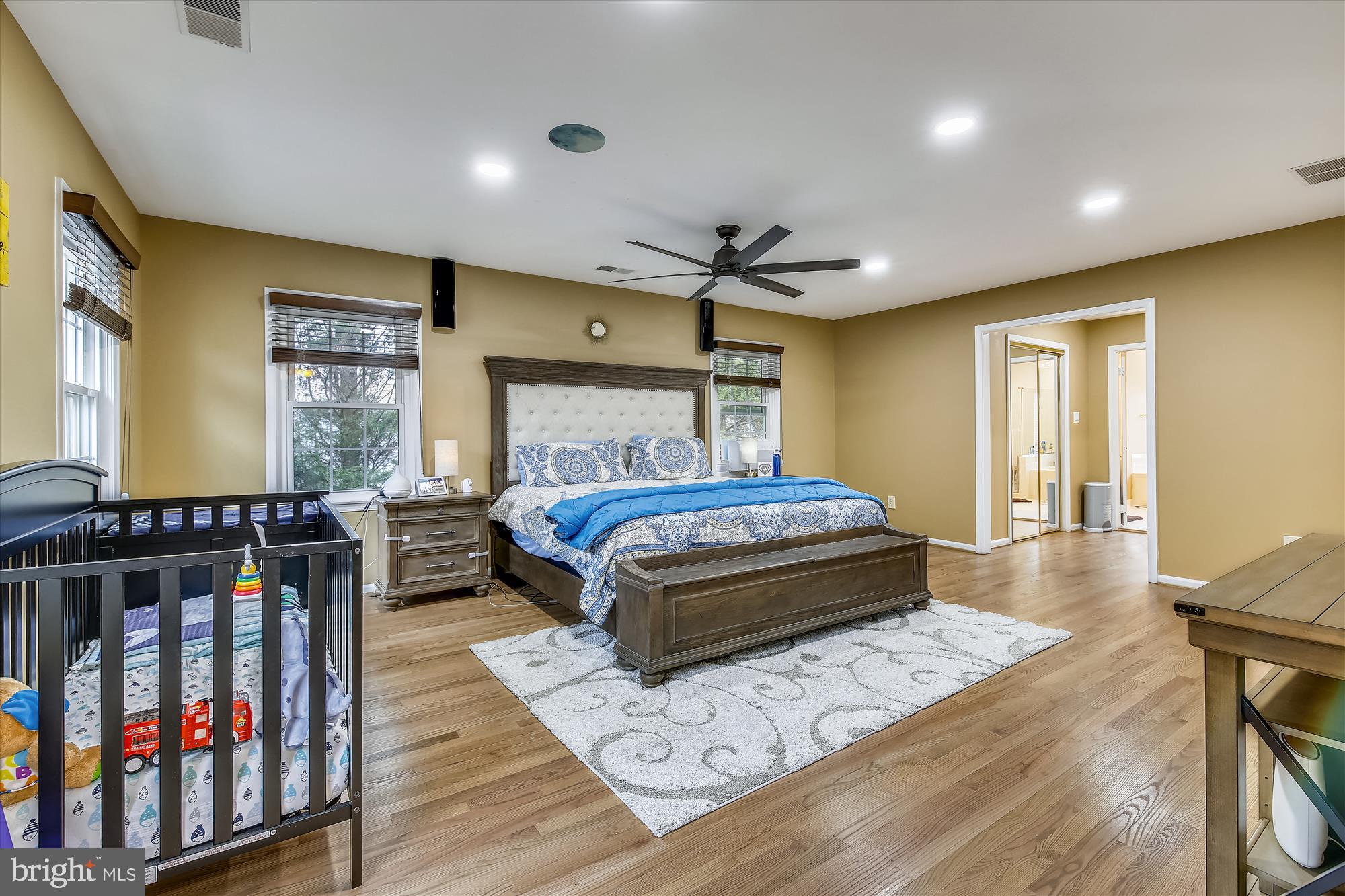 8913 Bells Mill Road Potomac, MD 20854 - Photo 35 of 101