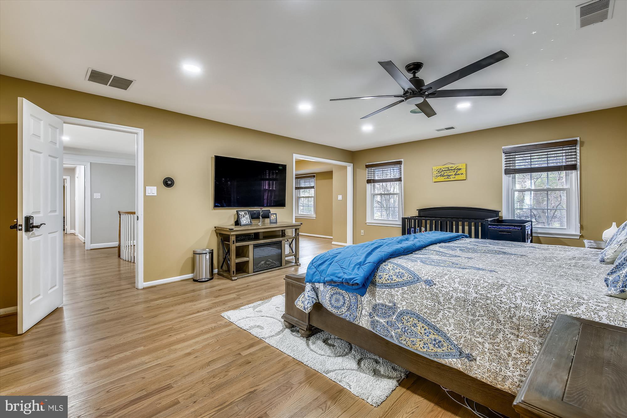 8913 Bells Mill Road Potomac, MD 20854 - Photo 38 of 101