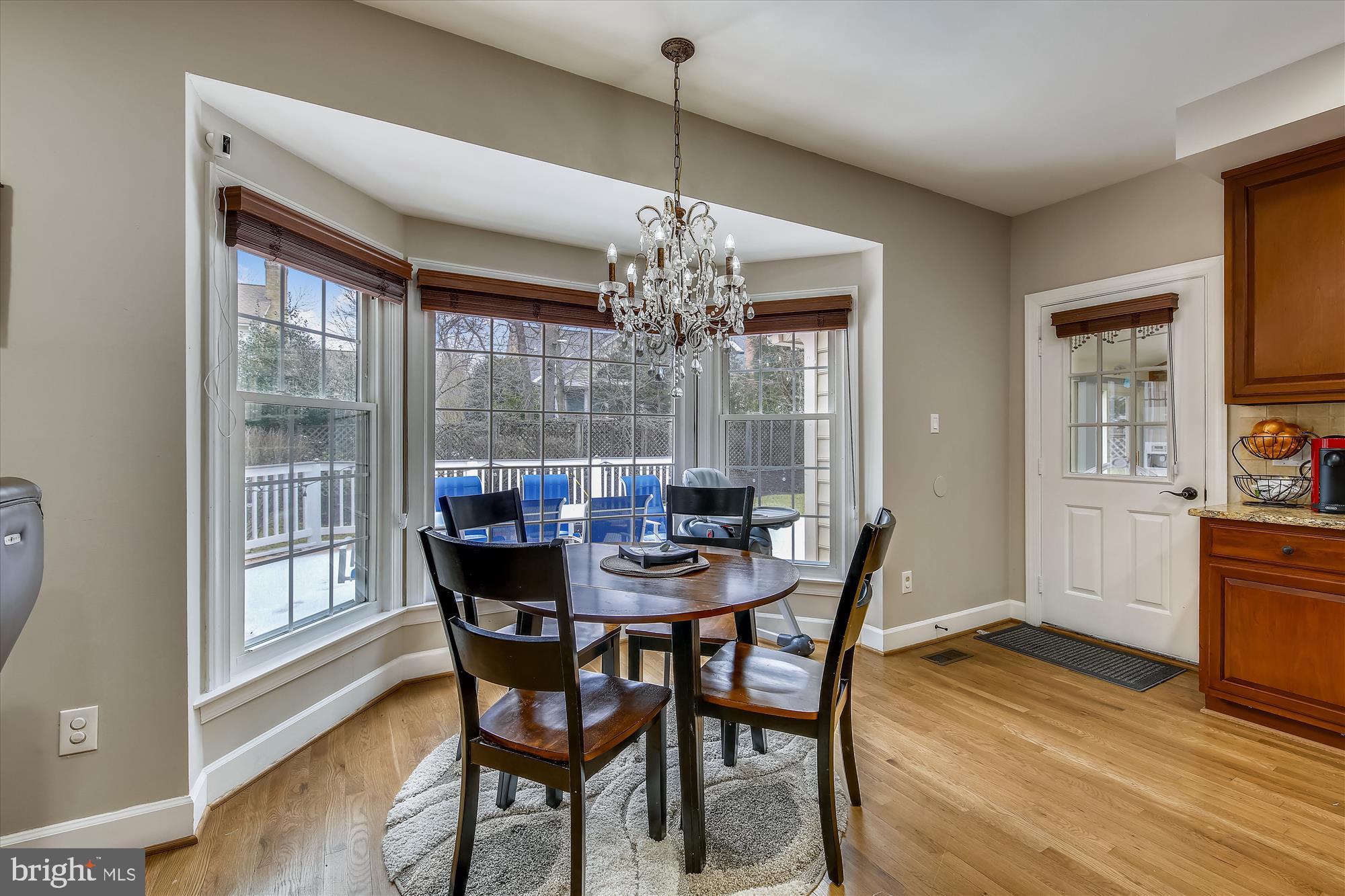 8913 Bells Mill Road Potomac, MD 20854 - Photo 5 of 101