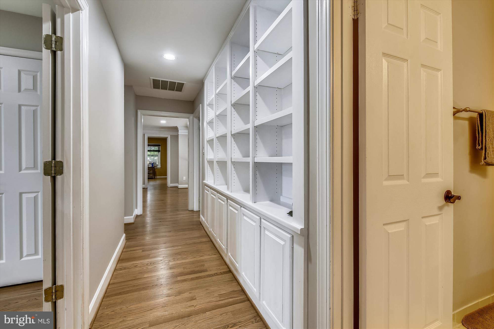 8913 Bells Mill Road Potomac, MD 20854 - Photo 57 of 101