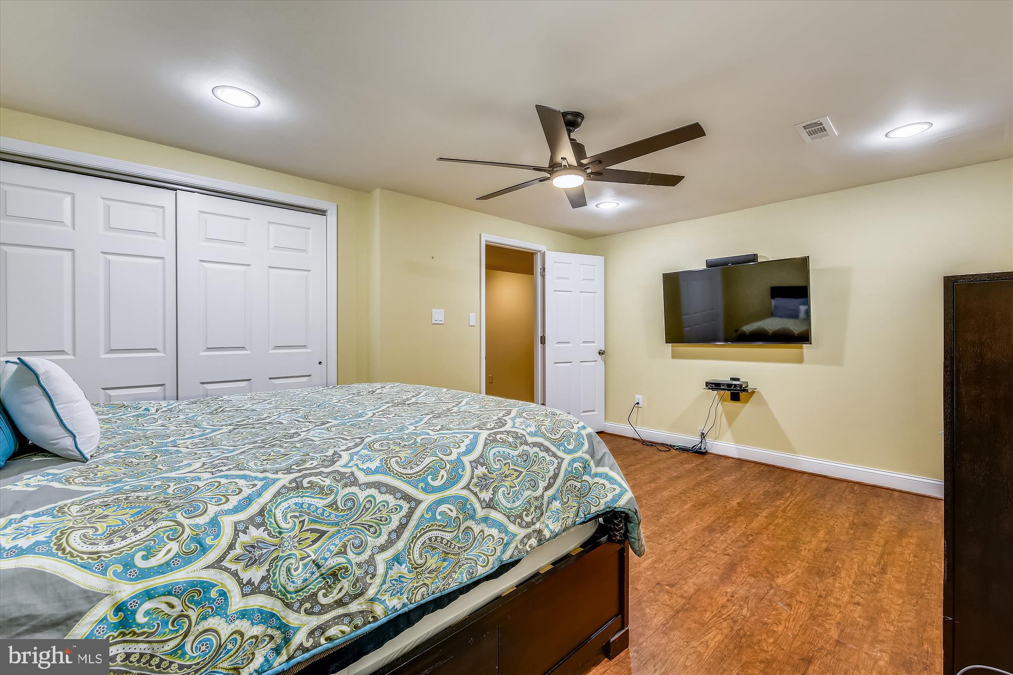 8913 Bells Mill Road Potomac, MD 20854 - Photo 73 of 101