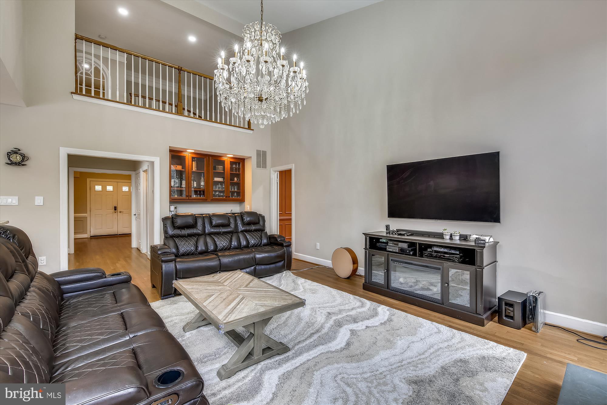 8913 Bells Mill Road Potomac, MD 20854 - Photo 10 of 101