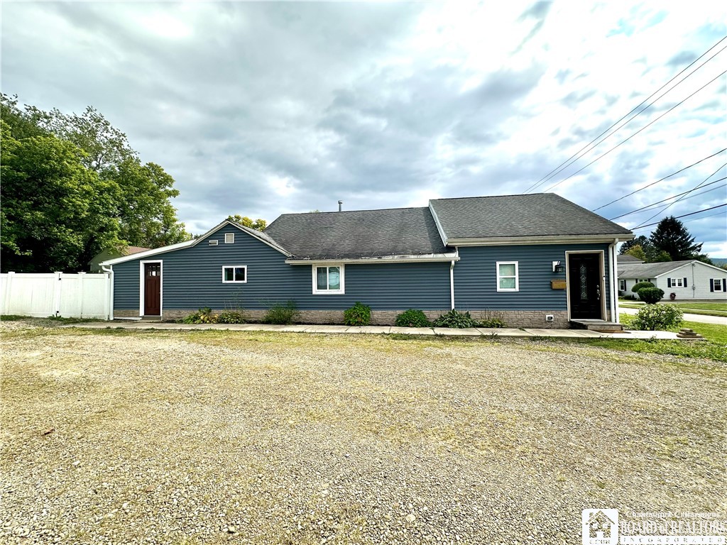 650 Queen Street Olean, NY 14760 - Photo 3 of 34